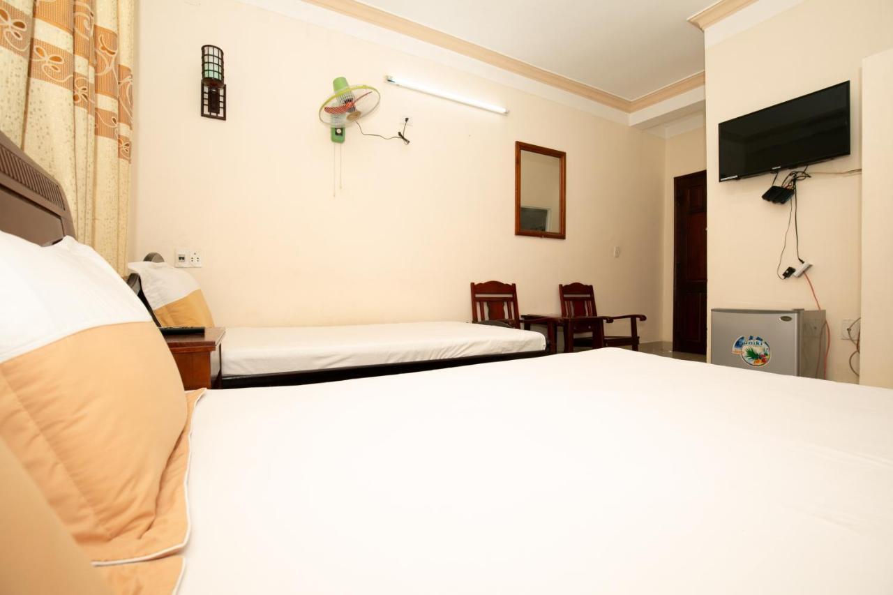 Spot On 1076 Dai Loc Hotel